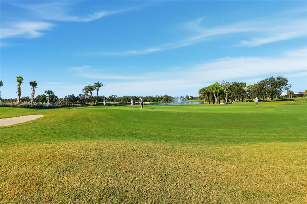 For Sale: $245,500 (2 beds, 2 baths, 1433 Square Feet)