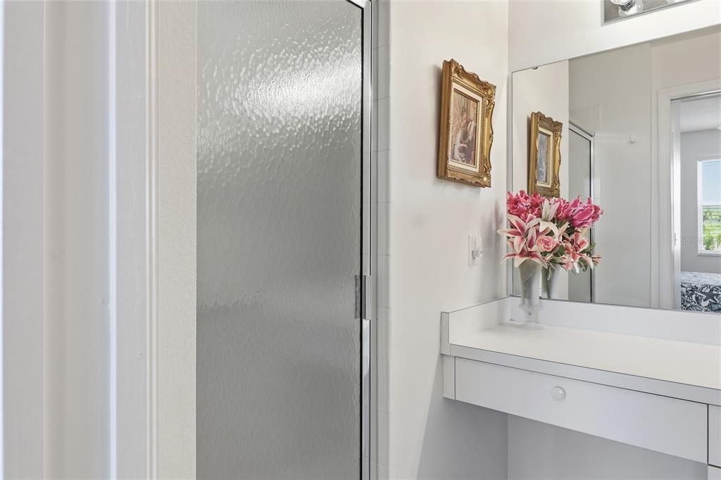 For Sale: $245,500 (2 beds, 2 baths, 1433 Square Feet)