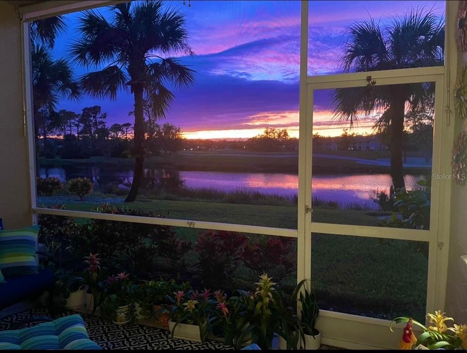 For Sale: $245,500 (2 beds, 2 baths, 1433 Square Feet)