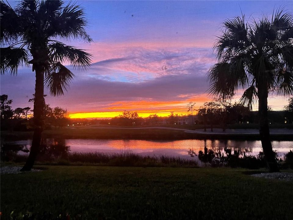 For Sale: $245,500 (2 beds, 2 baths, 1433 Square Feet)