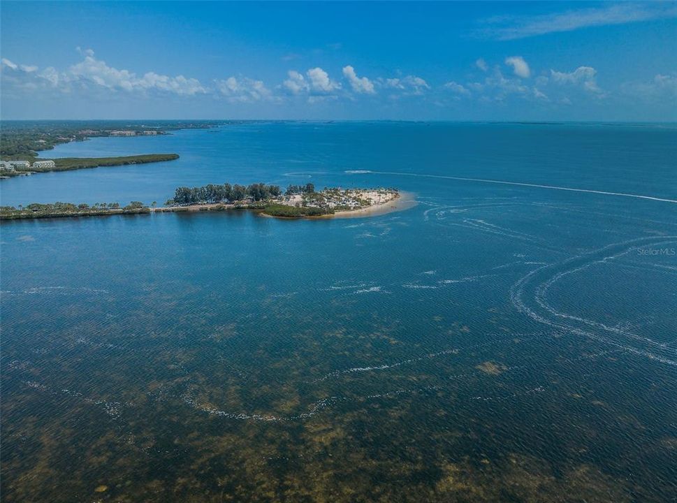 待售: $225,000 (2 贝兹, 2 浴室, 980 平方英尺)