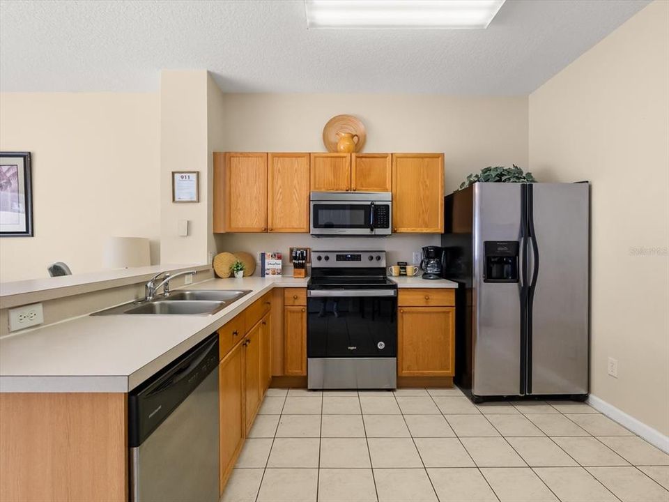 Active With Contract: $300,000 (3 beds, 3 baths, 1440 Square Feet)