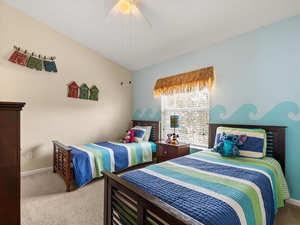 Active With Contract: $300,000 (3 beds, 3 baths, 1440 Square Feet)