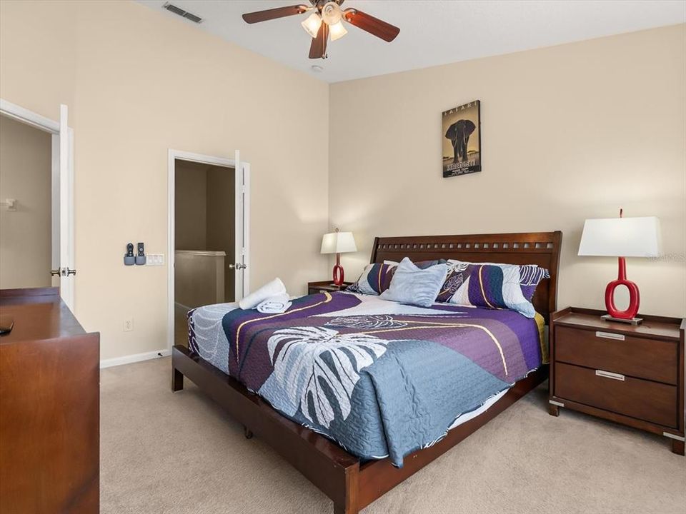 Active With Contract: $300,000 (3 beds, 3 baths, 1440 Square Feet)