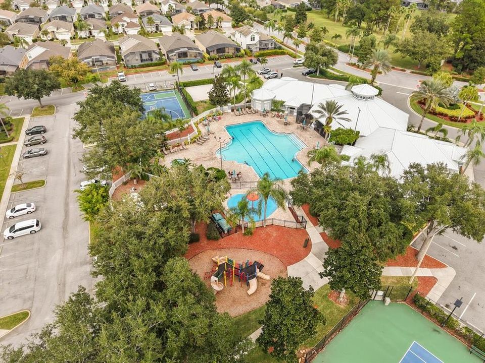 Active With Contract: $300,000 (3 beds, 3 baths, 1440 Square Feet)