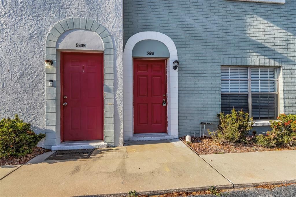 Недавно продано: $114,900 (2 спален, 1 ванн, 924 Квадратных фут)