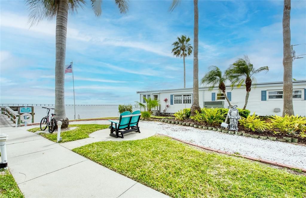 待售: $380,000 (2 贝兹, 2 浴室, 1380 平方英尺)