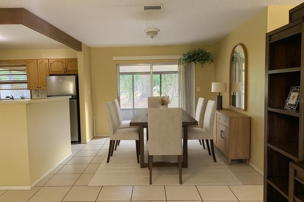 For Sale: $240,000 (3 beds, 2 baths, 1100 Square Feet)