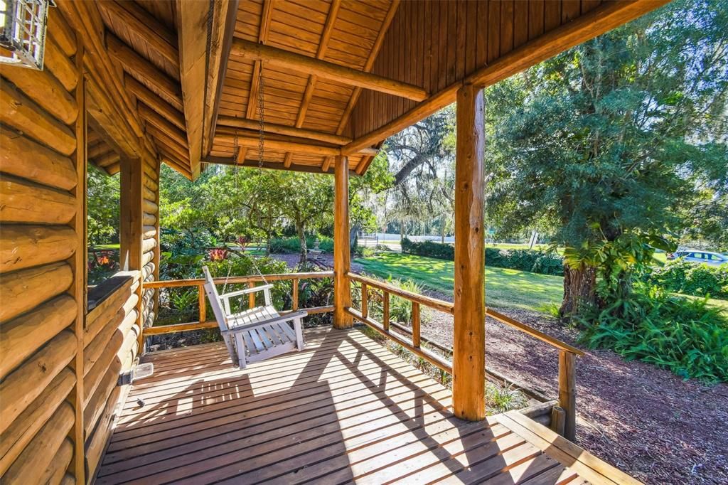 Active With Contract: $420,000 (3 beds, 2 baths, 1760 Square Feet)