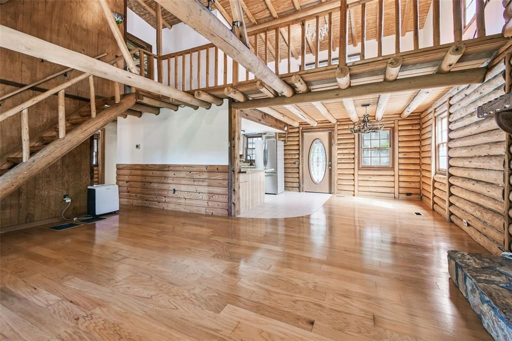 Active With Contract: $420,000 (3 beds, 2 baths, 1760 Square Feet)