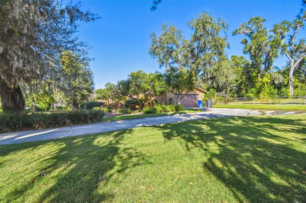 Active With Contract: $420,000 (3 beds, 2 baths, 1760 Square Feet)