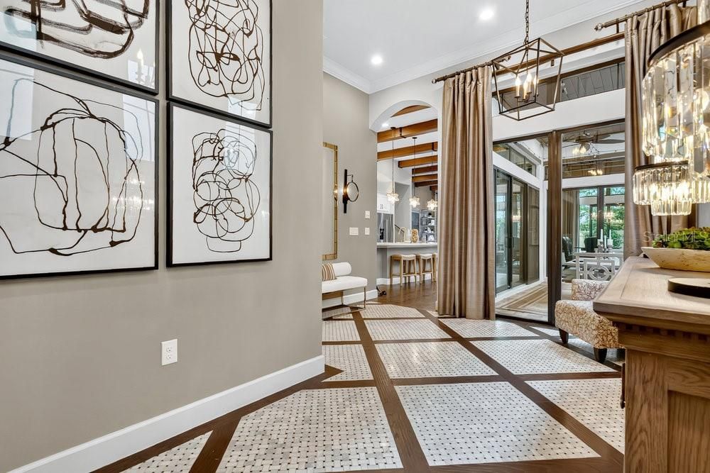 En Venta: $1,375,000 (4 camas, 3 baños, 3246 Pies cuadrados)