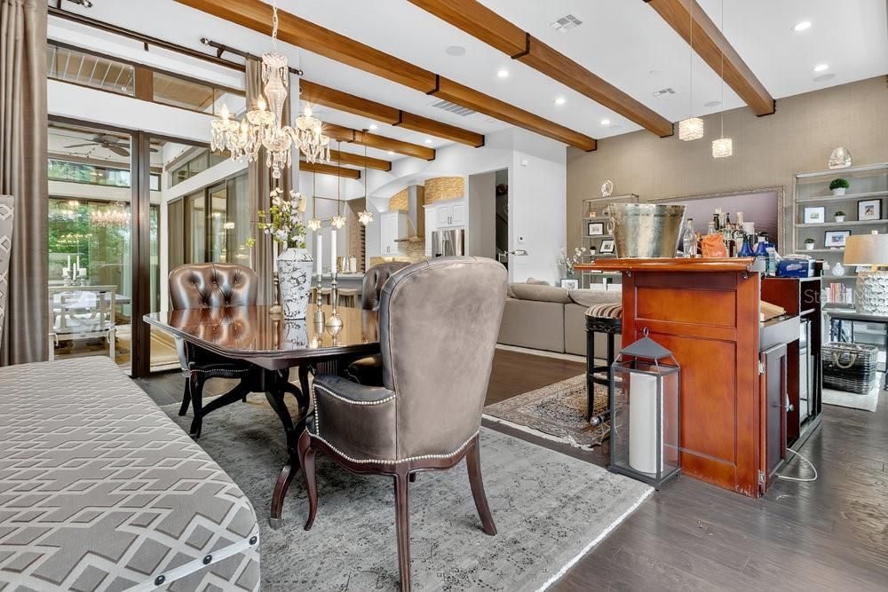 En Venta: $1,375,000 (4 camas, 3 baños, 3246 Pies cuadrados)