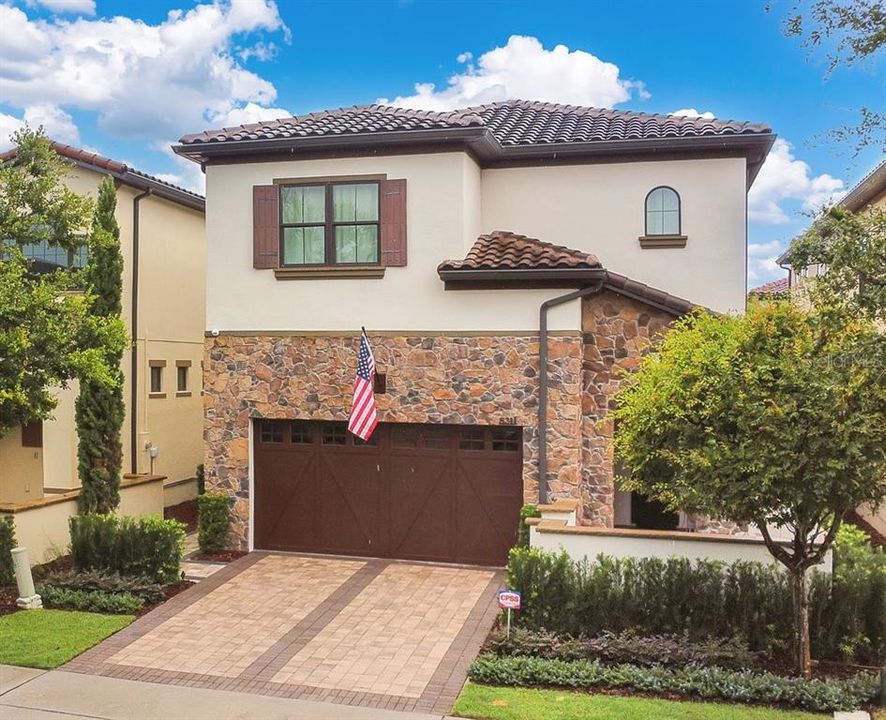 En Venta: $1,375,000 (4 camas, 3 baños, 3246 Pies cuadrados)