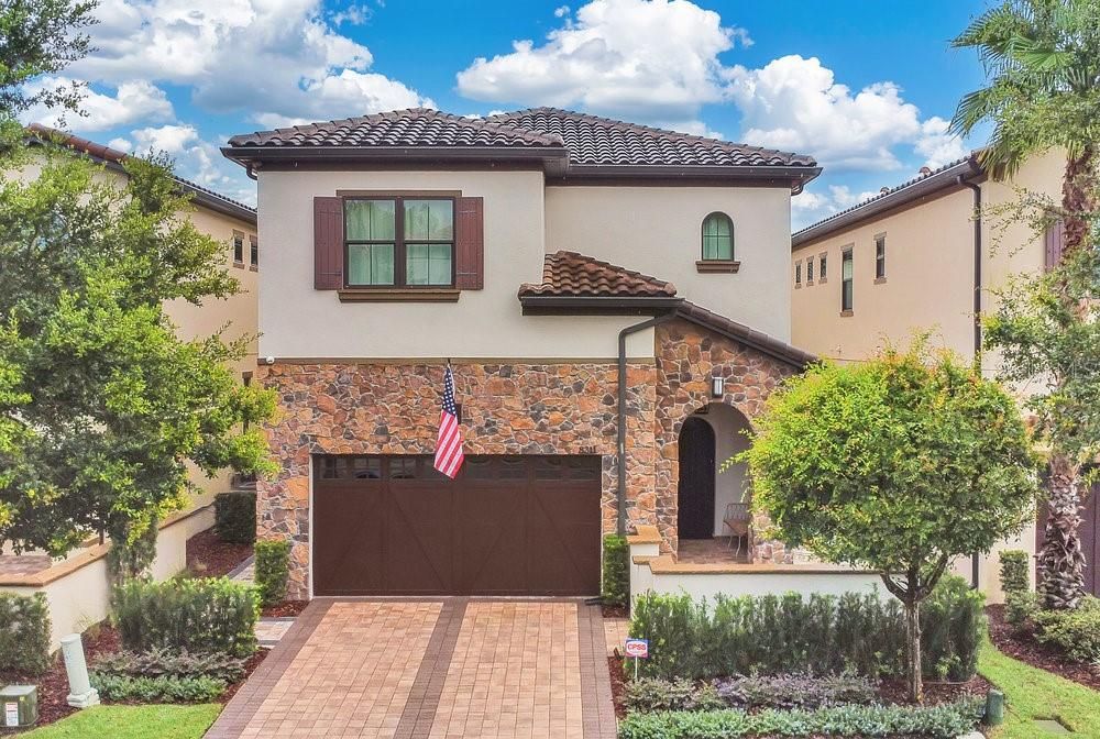 En Venta: $1,375,000 (4 camas, 3 baños, 3246 Pies cuadrados)