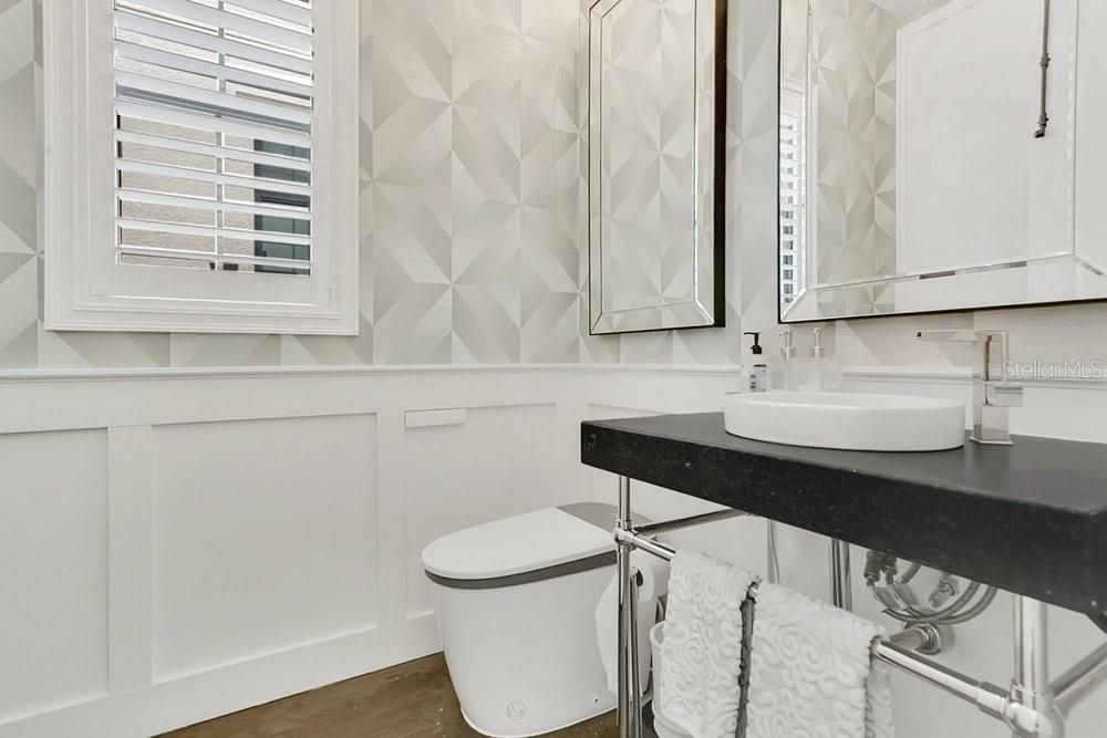 En Venta: $1,375,000 (4 camas, 3 baños, 3246 Pies cuadrados)