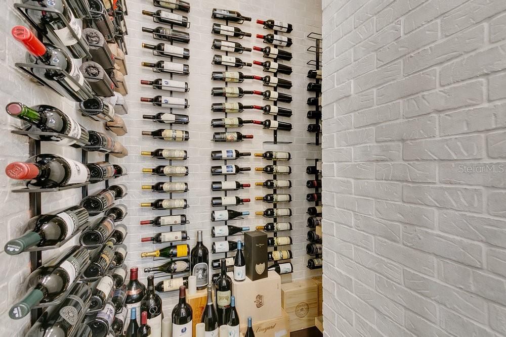 En Venta: $1,375,000 (4 camas, 3 baños, 3246 Pies cuadrados)