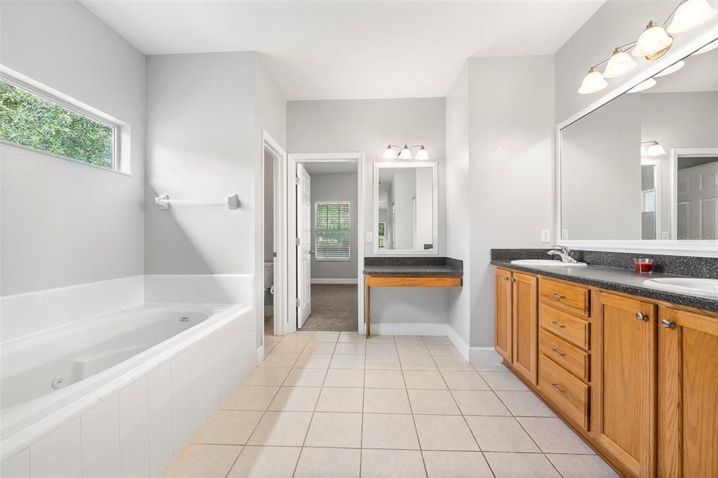 For Rent: $3,000 (4 beds, 3 baths, 2664 Square Feet)