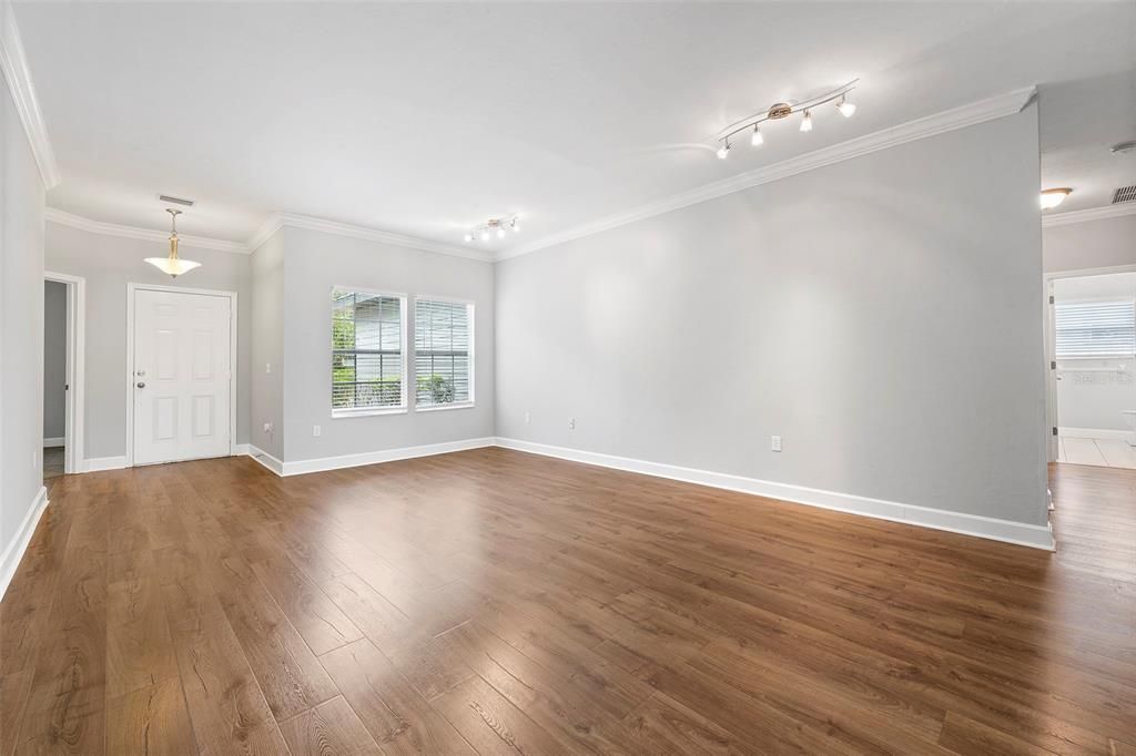 For Rent: $3,000 (4 beds, 3 baths, 2664 Square Feet)