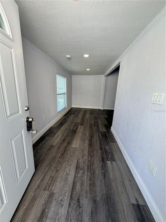 For Sale: $449,900 (4 beds, 2 baths, 1986 Square Feet)