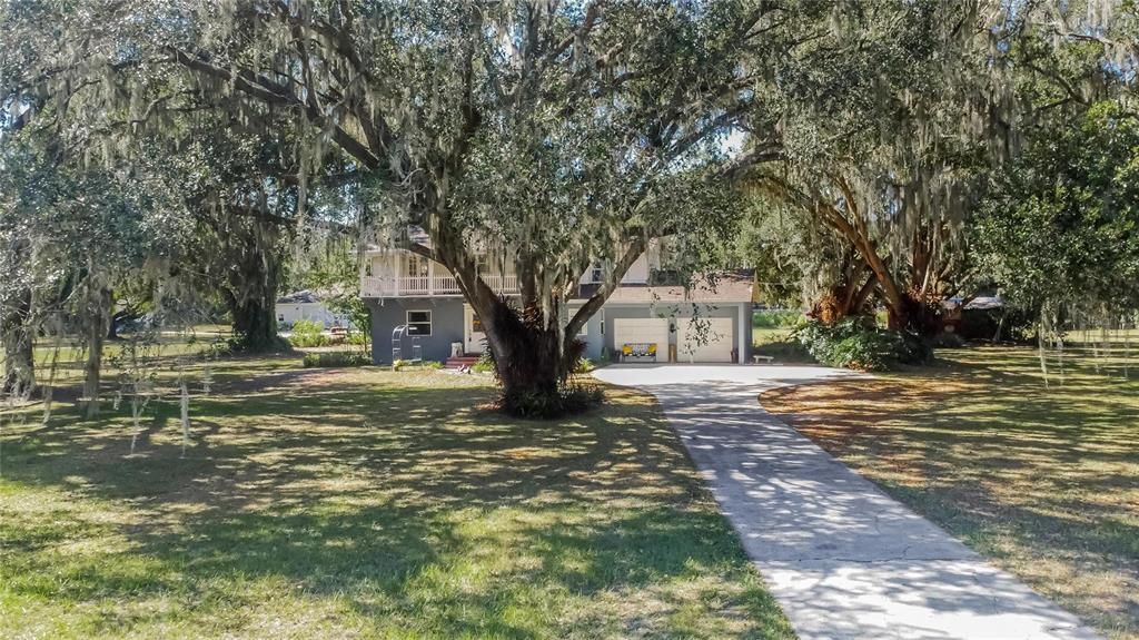 For Sale: $759,900 (3 beds, 2 baths, 3078 Square Feet)