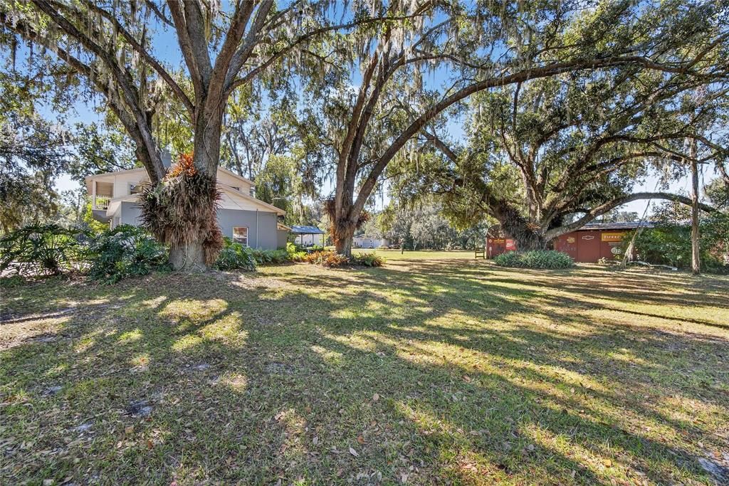 For Sale: $759,900 (3 beds, 2 baths, 3078 Square Feet)