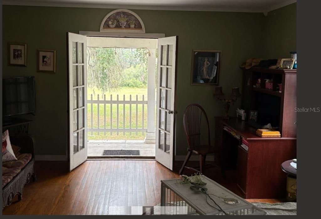 For Sale: $759,900 (3 beds, 2 baths, 3078 Square Feet)