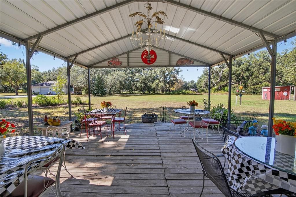 For Sale: $759,900 (3 beds, 2 baths, 3078 Square Feet)