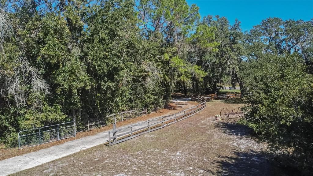 For Sale: $759,900 (3 beds, 2 baths, 3078 Square Feet)