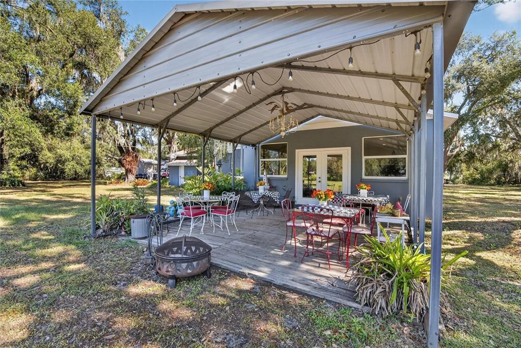 For Sale: $759,900 (3 beds, 2 baths, 3078 Square Feet)