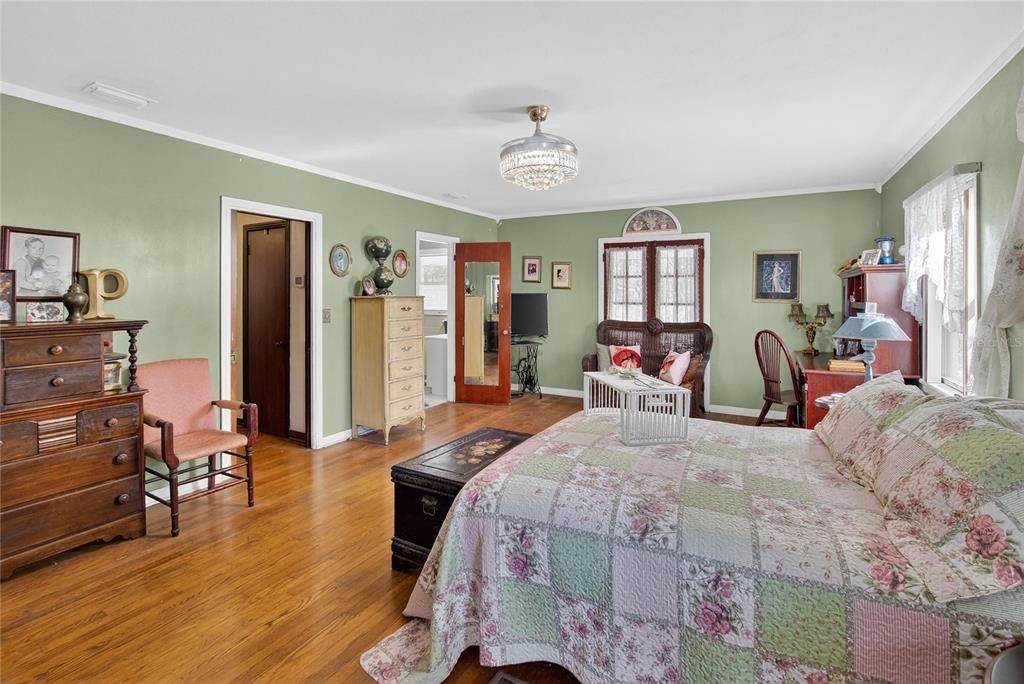 For Sale: $759,900 (3 beds, 2 baths, 3078 Square Feet)