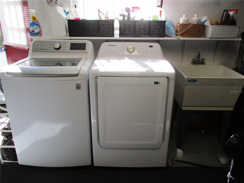 For Sale: $249,000 (2 beds, 2 baths, 1678 Square Feet)