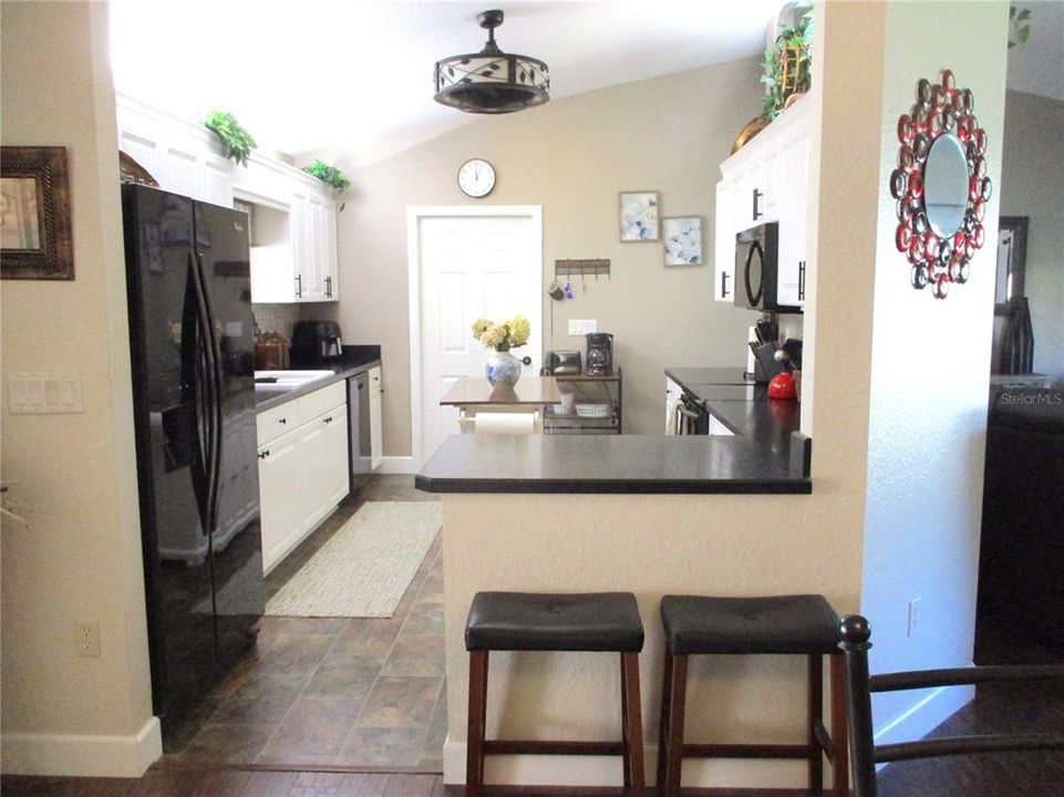 For Sale: $249,000 (2 beds, 2 baths, 1678 Square Feet)