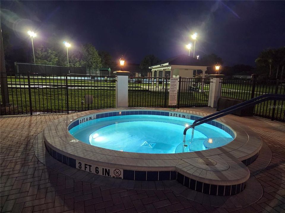 For Sale: $249,000 (2 beds, 2 baths, 1678 Square Feet)