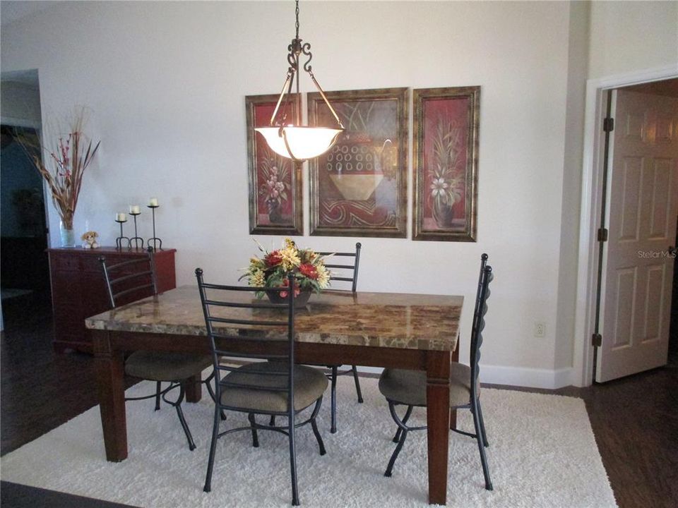 For Sale: $249,000 (2 beds, 2 baths, 1678 Square Feet)