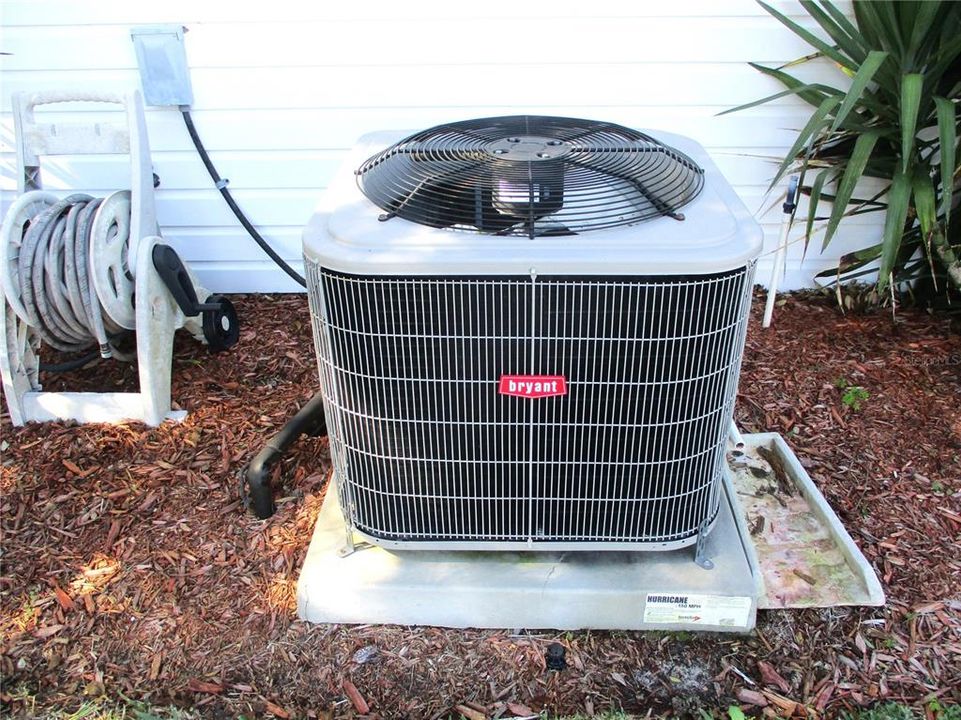 For Sale: $249,000 (2 beds, 2 baths, 1678 Square Feet)