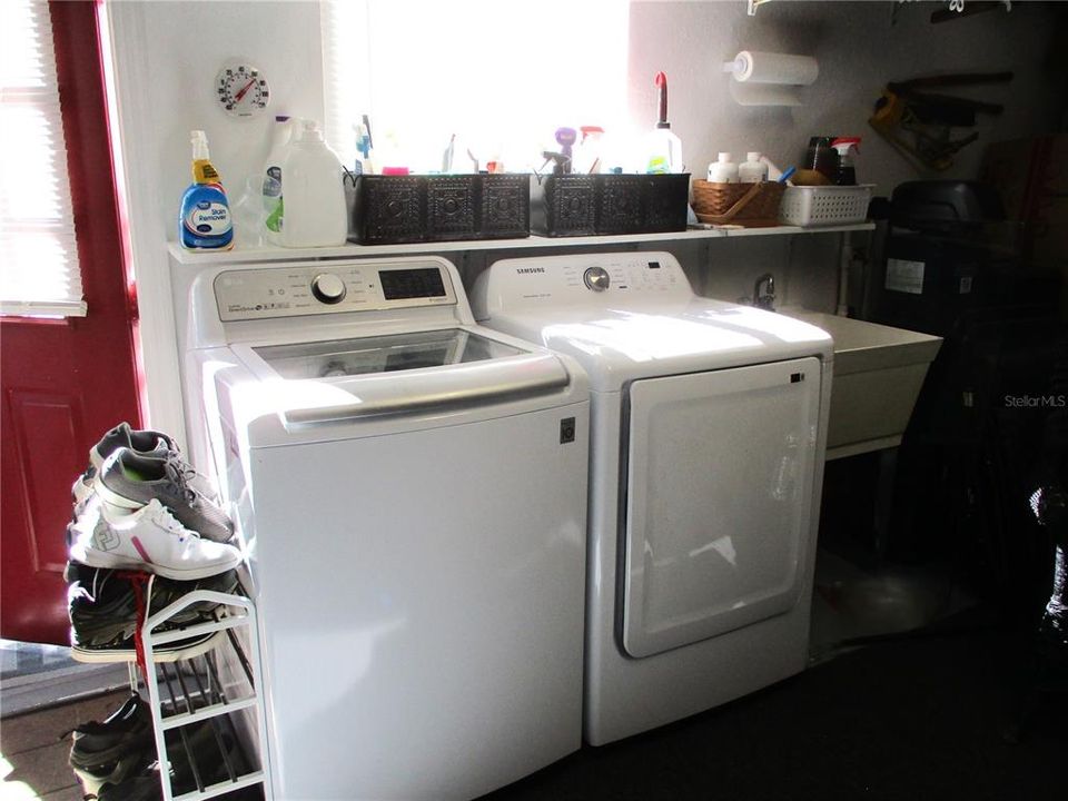 For Sale: $249,000 (2 beds, 2 baths, 1678 Square Feet)