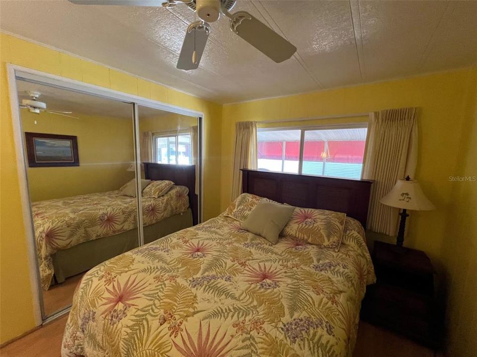 For Sale: $144,900 (2 beds, 2 baths, 1056 Square Feet)