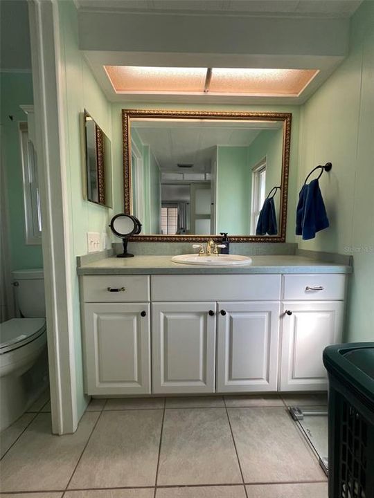 For Sale: $144,900 (2 beds, 2 baths, 1056 Square Feet)