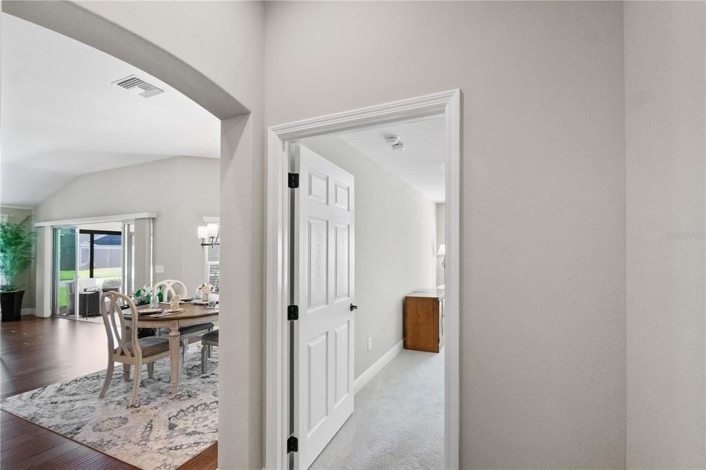 For Sale: $499,900 (3 beds, 2 baths, 1998 Square Feet)