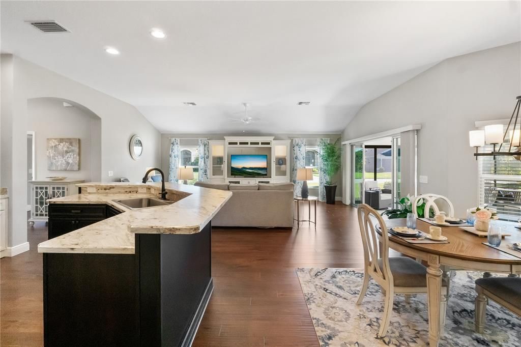 For Sale: $499,900 (3 beds, 2 baths, 1998 Square Feet)