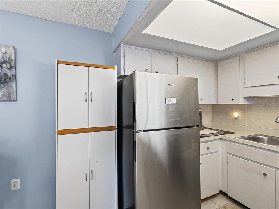 For Sale: $114,000 (2 beds, 1 baths, 825 Square Feet)