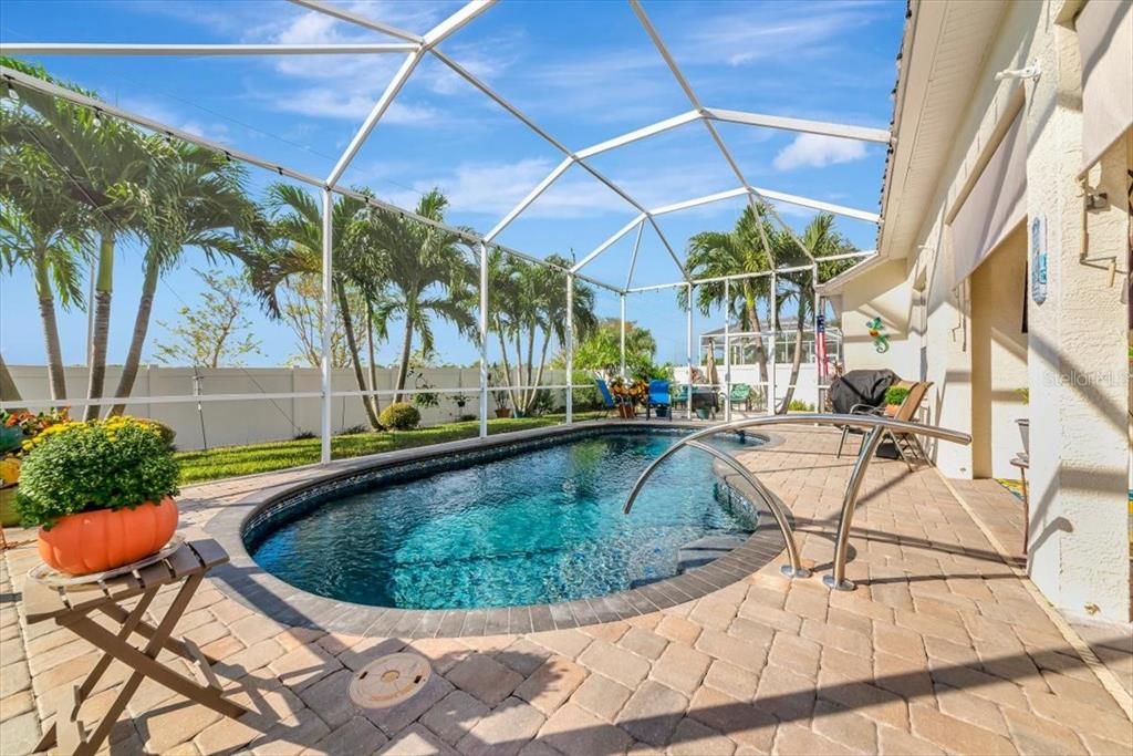 На продажу: $579,700 (3 спален, 2 ванн, 1707 Квадратных фут)