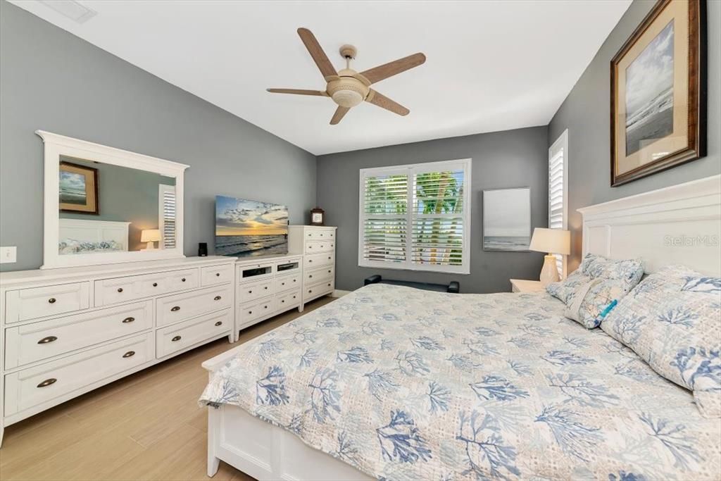 На продажу: $579,700 (3 спален, 2 ванн, 1707 Квадратных фут)