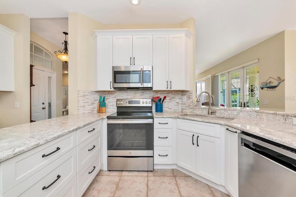 На продажу: $579,700 (3 спален, 2 ванн, 1707 Квадратных фут)