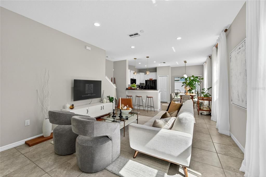 Под контрактом: $2,000 (2 спален, 2 ванн, 1548 Квадратных фут)