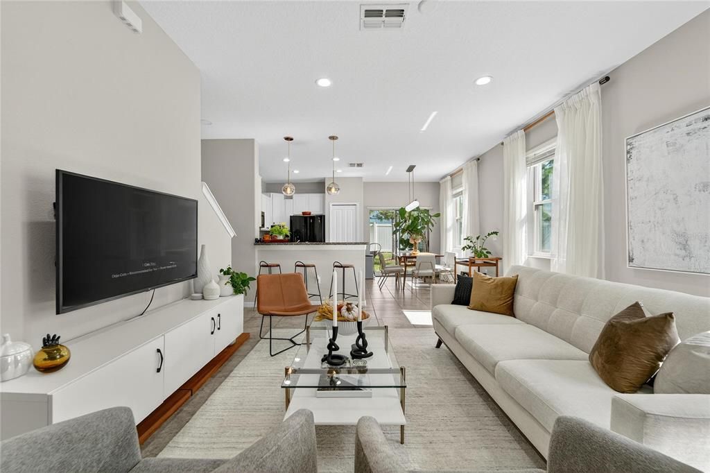 Под контрактом: $2,000 (2 спален, 2 ванн, 1548 Квадратных фут)