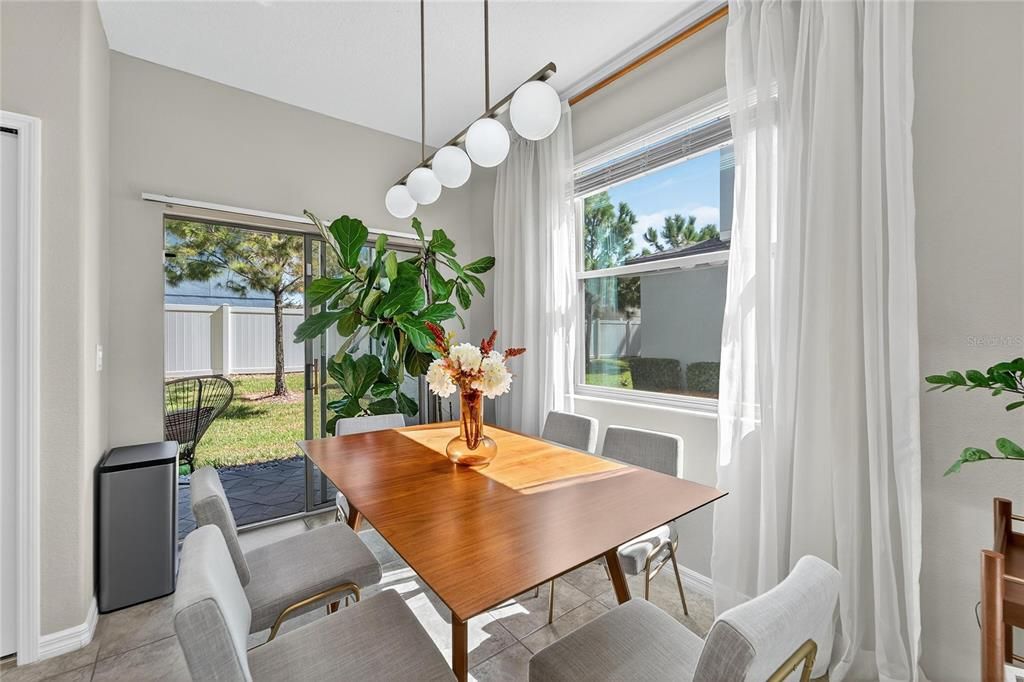 Под контрактом: $2,000 (2 спален, 2 ванн, 1548 Квадратных фут)