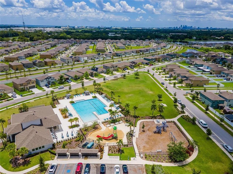 Под контрактом: $2,000 (2 спален, 2 ванн, 1548 Квадратных фут)