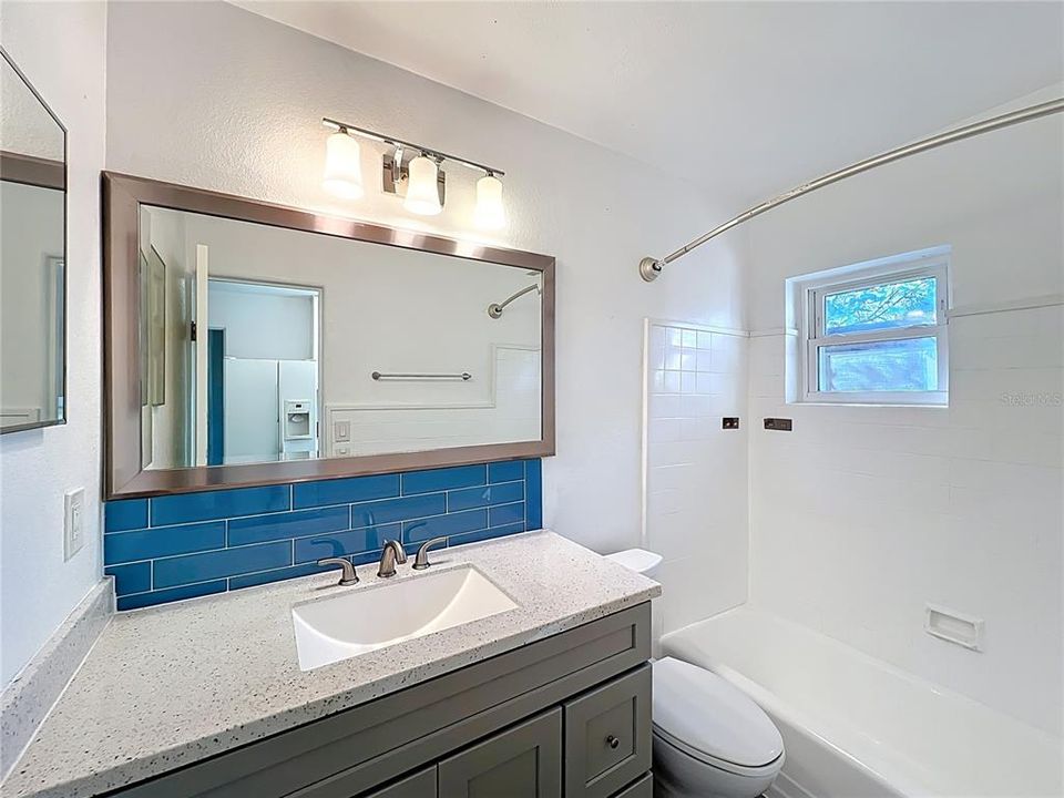 For Rent: $1,600 (2 beds, 1 baths, 650 Square Feet)